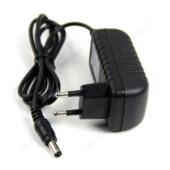 Адаптер 9V - 1.0A (в розетку, штекер 2,5х5,5 мм)