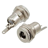 Гнездо питания 2,5х5,5  металл на корпус 